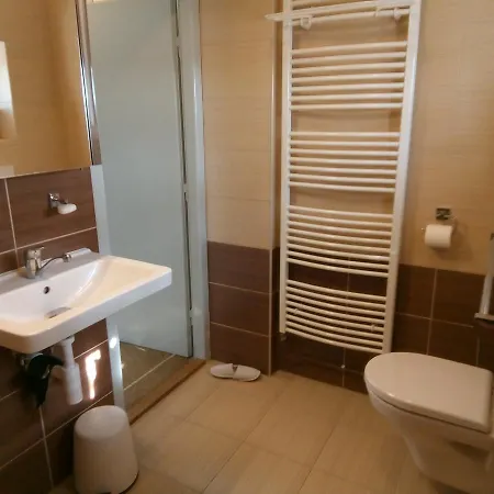 Apartment Vrazova *